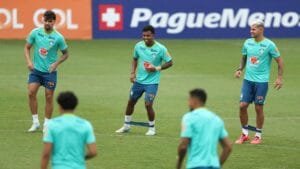 বিপক্ষে গুরুত্বপূর্ণ ম্যাচে ব্রাজিল, ইনজুরি ও চাপে ধুঁকছে পাঁচবারের চ্যাম্পিয়ন