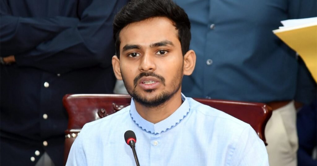 বিমানবন্দরে আসিফ মাহমুদের ব্যাগে অ্যামোনেশন ম্যাগাজিন, দুঃখ প্রকাশ