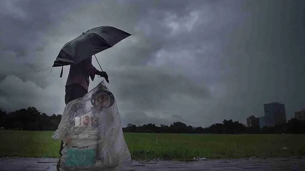কবে কমবে বৃষ্টি, জানাল আবহাওয়া অফিস