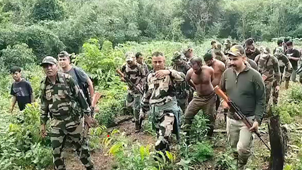 ভারতে আটক ৫ বাংলাদেশি, বললেন ‘আমরা শেখ হাসিনার দল করতাম’