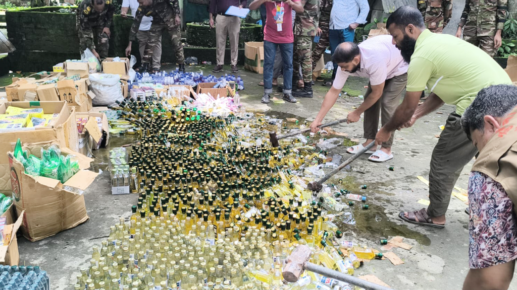 সেনাবাহিনীর অভিযানে অবৈধ কসমেটিকস কারখানার সন্ধান