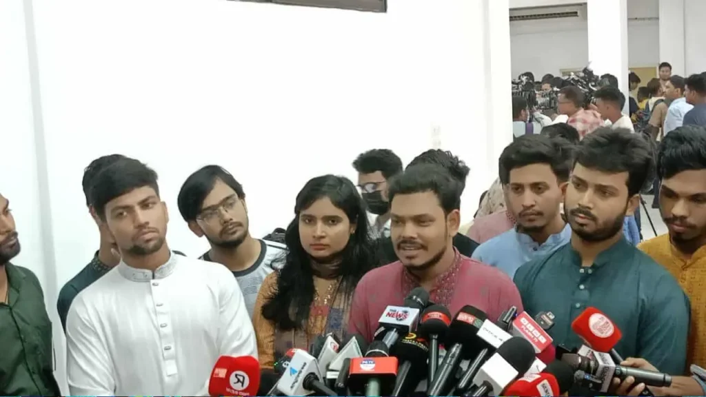ছাত্র অধিকারের প্যানেলে ভিপি বিন ইয়ামিন, জিএস সাবিনা