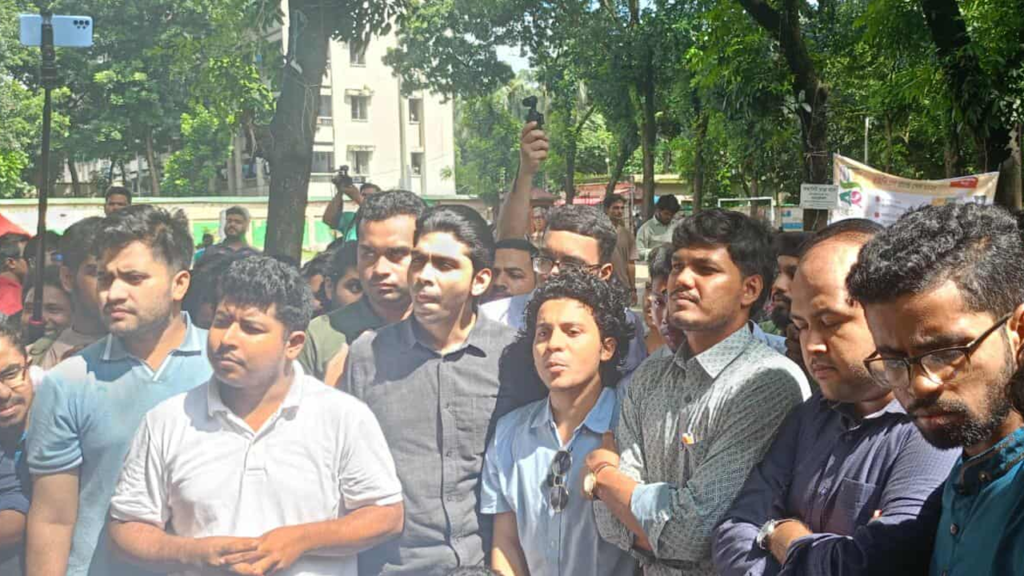 ক্যাম্পাসে এখনো প্রান্তিক অবস্থায় ছাত্রদল, অভিযোগ আবিদের