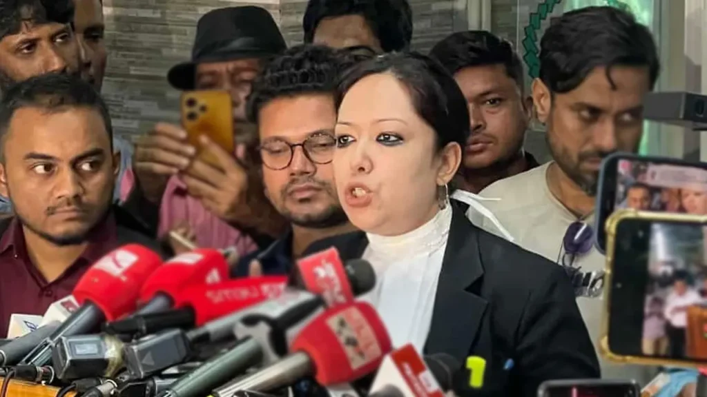 ইসিতে ধাক্কাধাক্কি-হাতাহাতি, ক্ষোভ ঝাড়লেন রুমিন ফারহানা