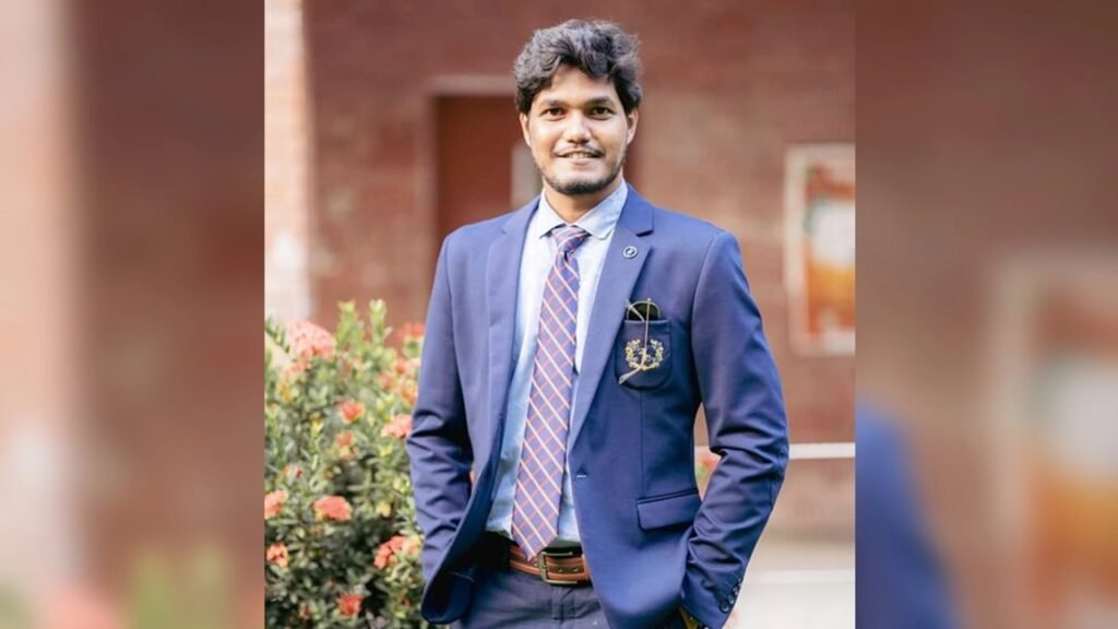 আমার যাত্রা এখানেই শেষ নয় : আবিদ আমার যাত্রা এখানেই শেষ নয় : আবিদ