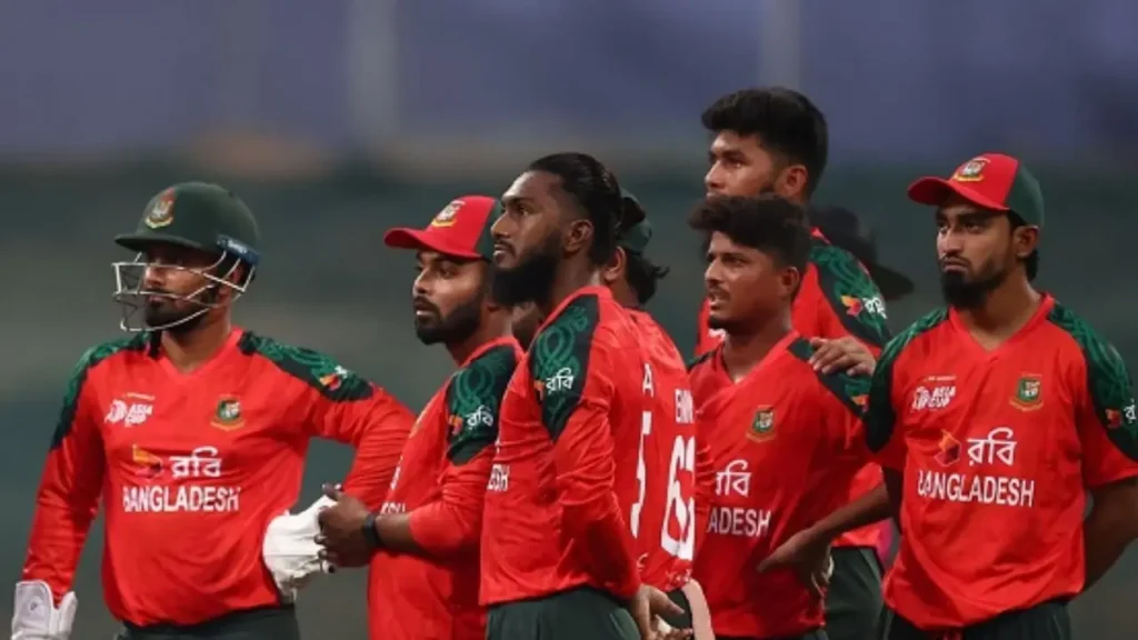 শ্রীলঙ্কার জয়ে ভর করে সুপার ফোরে বাংলাদেশ
