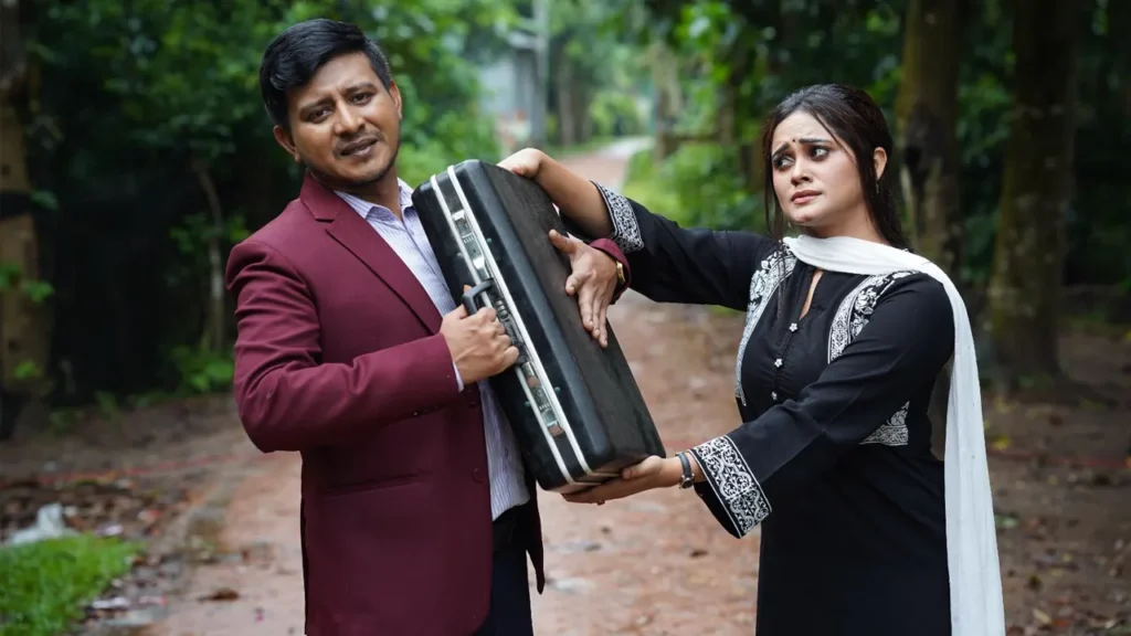 শামীম-সামান্তার ‘আগাছা’ শামীম-সামান্তার ‘আগাছা’