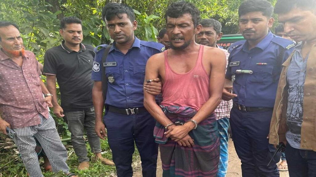 সোনাগাজীতে পুলিশের ওপর হামলা, অস্ত্র লুটে নারী আটক সোনাগাজীতে পুলিশের ওপর হামলা, অস্ত্র লুটে নারী আটক