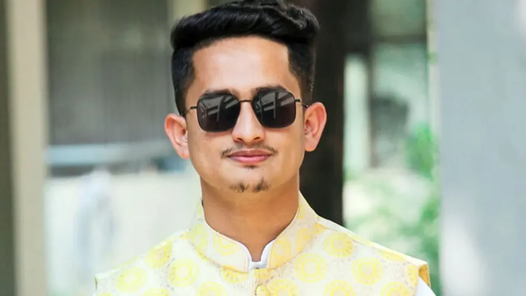 বগুড়ায় সারজিস আলমের অনুষ্ঠানের ভেন্যুতে একাধিক ককটেল বিস্ফোরণ বগুড়ায় সারজিস আলমের অনুষ্ঠানের ভেন্যুতে একাধিক ককটেল বিস্ফোরণ