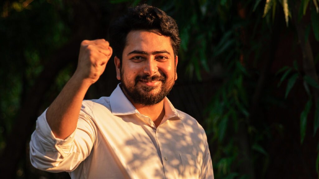 সংসদ নির্বাচনে এককভাবে অংশ নেবে এনসিপি : নাহিদ সংসদ নির্বাচনে এককভাবে অংশ নেবে এনসিপি : নাহিদ