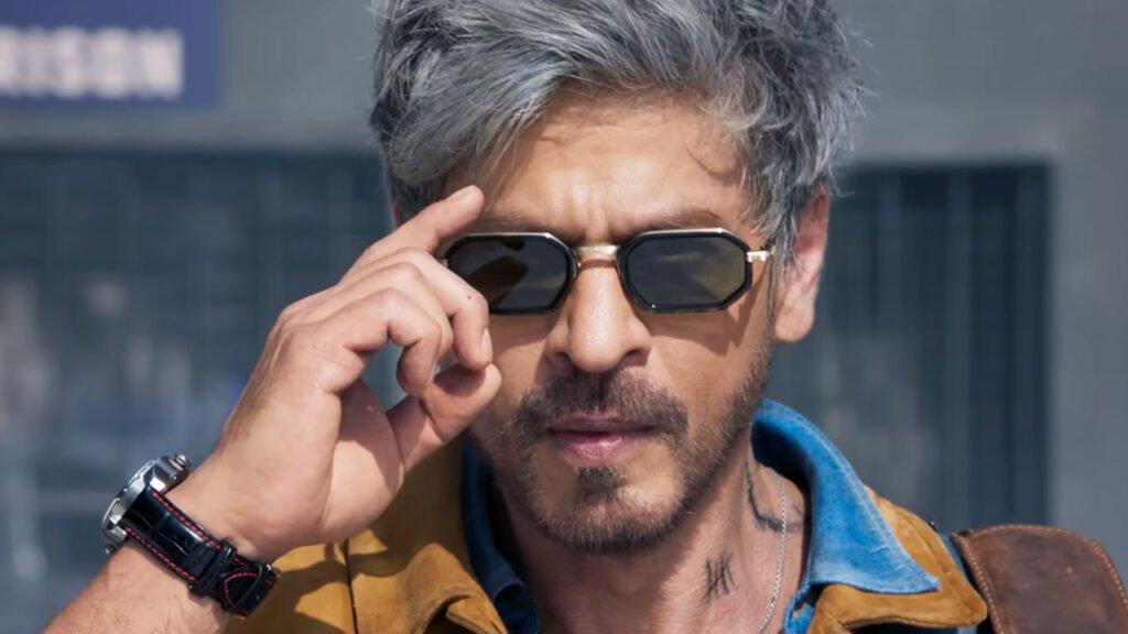 ষাটে পা রেখেই ধামাকা, কিং এর টিজারে দুর্দান্ত শাহরুখ! ষাটে পা রেখেই ধামাকা, কিং এর টিজারে দুর্দান্ত শাহরুখ!