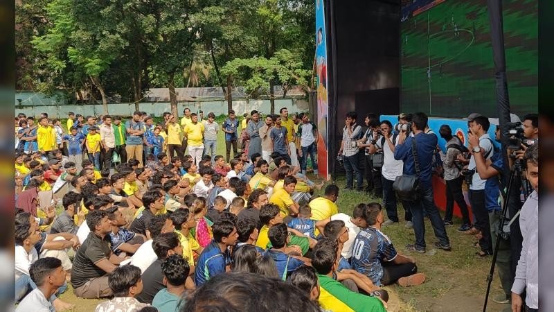 বিশ্বকাপ উপলক্ষে ঢাবি ক্যাম্পাসে বহিরাগত প্রবেশে নিষেধাজ্ঞা