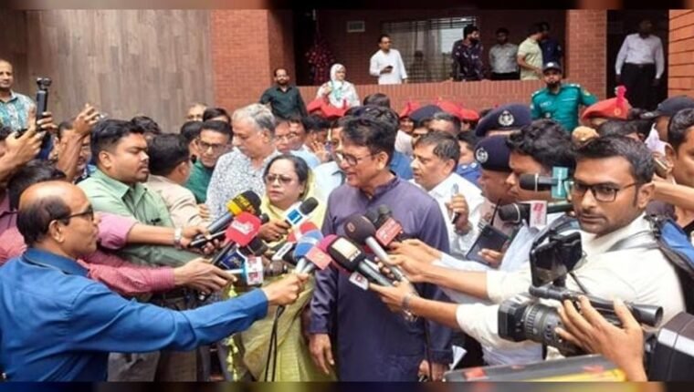 এইচএসসি'র প্রশ্ন আউট হলে সংশ্লিষ্টদের কঠিন শাস্তি: শিক্ষামন্ত্রী