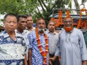 দীঘিনালায় শিক্ষকের রাজকীয় বিদায়, অশ্রুসিক্ত বিদায়ে বিদ্যালয় প্রাঙ্গণ