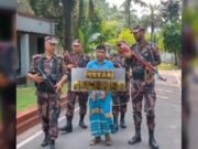 যশোর সীমান্তে ১৩টি স্বর্ণের বারসহ পাচারকারী আটক