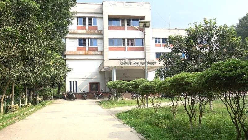 জমি নিয়ে বিরোধে চাচা-চাচাতো ভাইদের সাথে সংঘর্ষ, যুবক নিহত