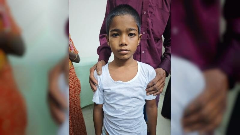 বগুড়ায় এতিম ছাত্রকে উল্টো করে ঝুলিয়ে নির্যাতন, অভিযুক্ত শিক্ষকরা পলাতক