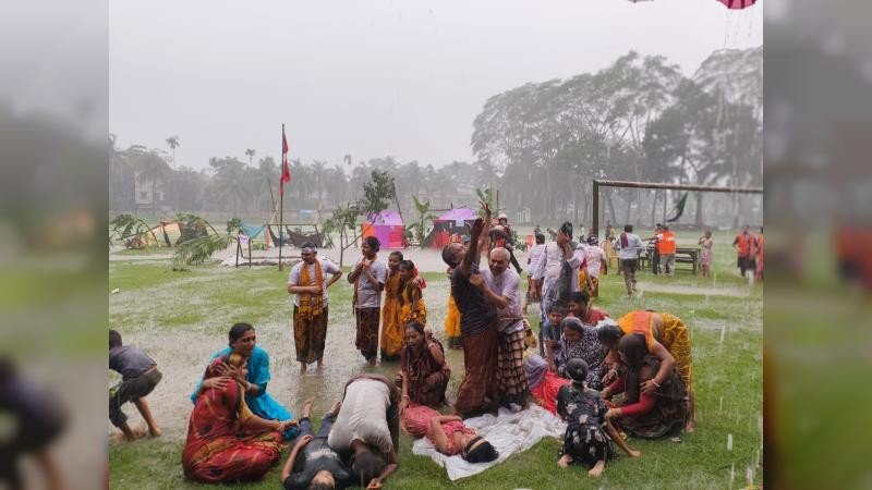 ঘূর্ণিঝড় প্রস্তুতিতে মাঠ মহড়া অনুষ্ঠিত