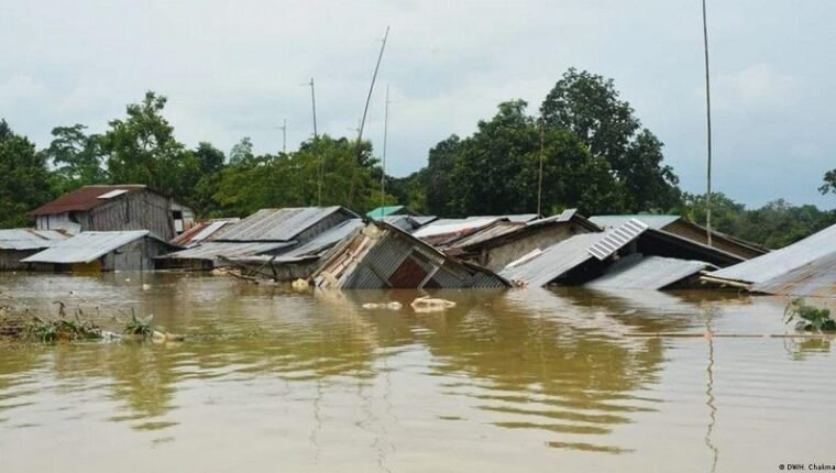 ১০ জেলায় বন্যার শঙ্কা, সতর্কতা জারি