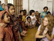 বাংলাদেশে এসে কেন কেঁদেছিলেন শাকিরা