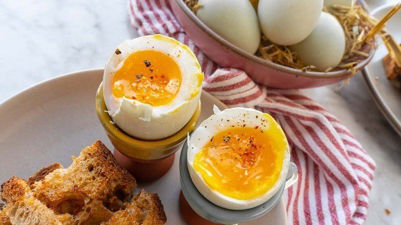 ডিমের সঙ্গে ভুলেও খাবেন না যে ৮ খাবার