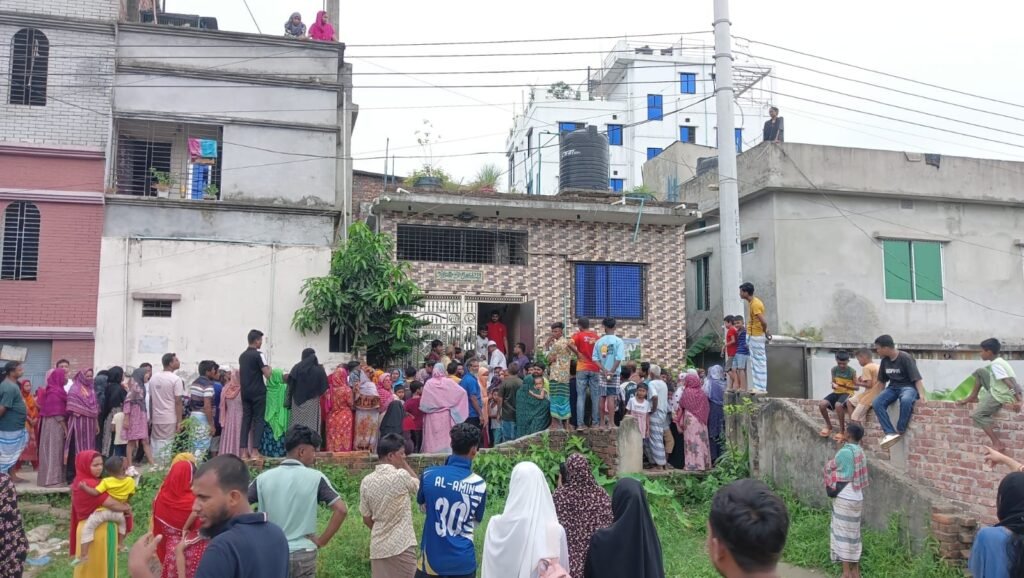 ফতুল্লায় দ্বিতীয় স্বামীকে জবাই করে হত্যার অভিযোগ, স্ত্রী আটক