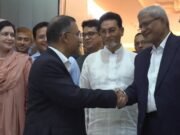 দেশে ফিরলেন প্রধানমন্ত্রী