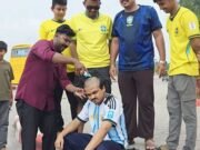 ঘোষণা দিয়ে মাথা ন্যাড়া করলেন আর্জেন্টিনা সমর্থক, রাখলেন কথা