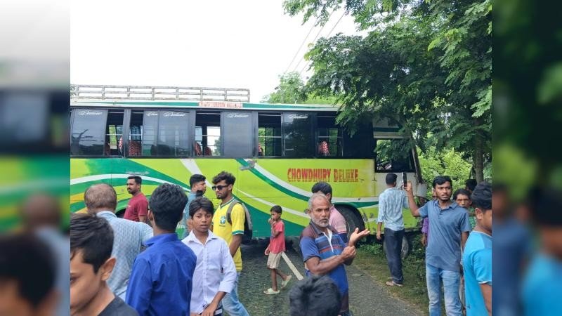 কালুখালীতে বাস-পিকআপ মুখোমুখি সংঘর্ষে নিহত ১