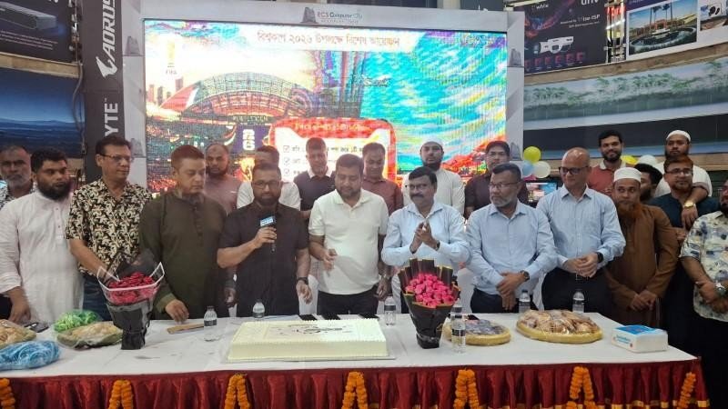 প্রযুক্তিপ্রেমীদের জন্য চমক, পণ্য কিনে কক্সবাজার ভ্রমণের সুযোগ