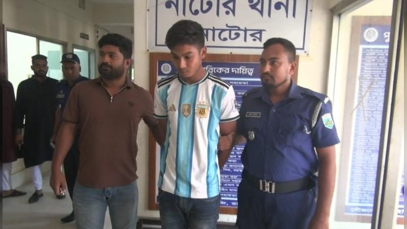 ছিনতাইয়ের নাটক সাজিয়ে বিকাশের সাড়ে ৩ লাখ টাকা আত্মসাৎ, গ্রেপ্তার ১