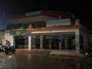 বিদ্যুৎহীন বরগুনা বাস টার্মিনাল, চরম ভোগান্তিতে সাধারণ মানুষ