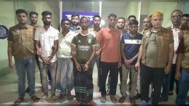 নাটোরে ৩২ বছর ধরে চুরি, প্রথমবারের মতো ধরা পড়ল হেলাল চোর