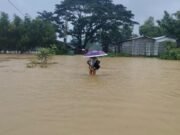 টানা বৃষ্টিতে বিপর্যস্ত কক্সবাজার, পাহাড়ধসে প্রাণহানি ১২