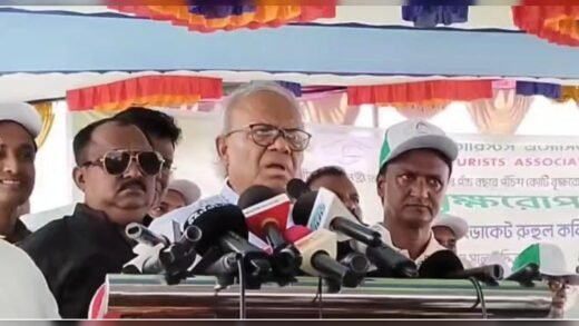 'ওয়ান চাইল্ড ওয়ান ট্রি' সরকারের প্রশংসনীয় উদ্যোগ: রিজভী