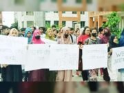 যবিপ্রবিতে শিক্ষার্থীর ওপর হামলার প্রতিবাদে বিক্ষোভ: ৭২ ঘণ্টার আলটিমেটাম