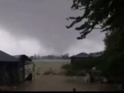 সন্দ্বীপে টর্নেডোর তাণ্ডবে ঘরবাড়ি বিধ্বস্ত: খোলা আকাশের নীচে অনেক পরিবার