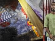 বুড়িচংয়ে স্ত্রীকে গলা কেটে থানায় গিয়ে স্বামীর আত্মসমর্পণ