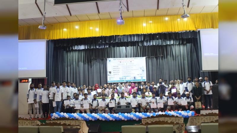পোষ্য ও পথপ্রাণীর পরিচর্যায় সচেতনতা বাড়াতে বাকৃবিতে প্রশিক্ষণ কর্মশালা