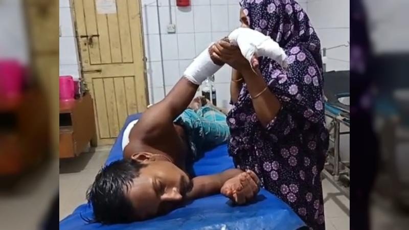 পাংশায় চা দোকানিকে মারপিট; অবস্থা আশঙ্কাজনক, গ্রেপ্তার ২