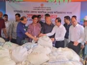 খাগড়াছড়ির বন্যাদুর্গত এলাকায় পার্বত্য সচিব; ত্রাণ বিতরণের পাশাপাশি দ্রুত পুনর্বাসনের নির্দেশ