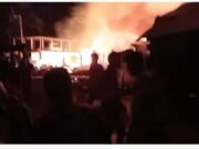 পাথরঘাটায় ভয়াবহ অগ্নিকাণ্ডে ৪০ দোকান ভস্মীভূত, ১০ কোটি টাকার ক্ষয়ক্ষতি