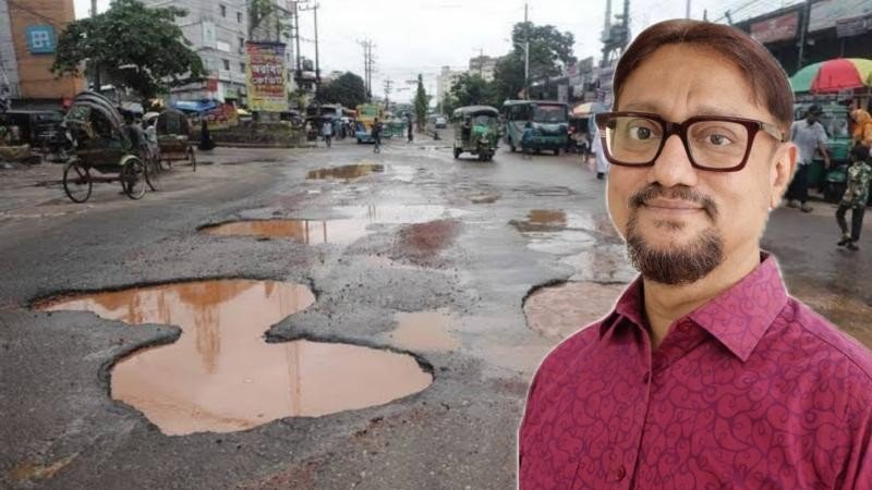 সড়কের গর্তে পড়ে গাড়ি নষ্ট, ক্ষতিপূরণ চেয়ে মেয়রকে পাঠানো হচ্ছে আইনি নোটিশ