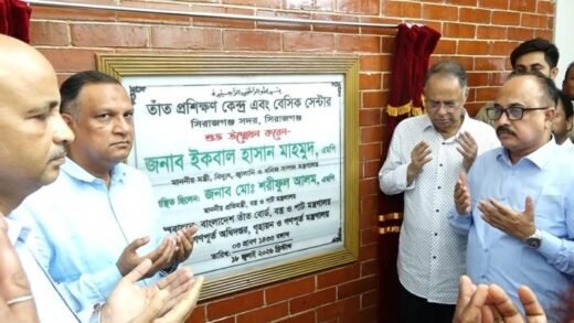 আওয়ামীলীগ জন্মলগ্ন থেকে দেশের ক্ষতি করেছে: বিদ্যুৎ মন্ত্রী