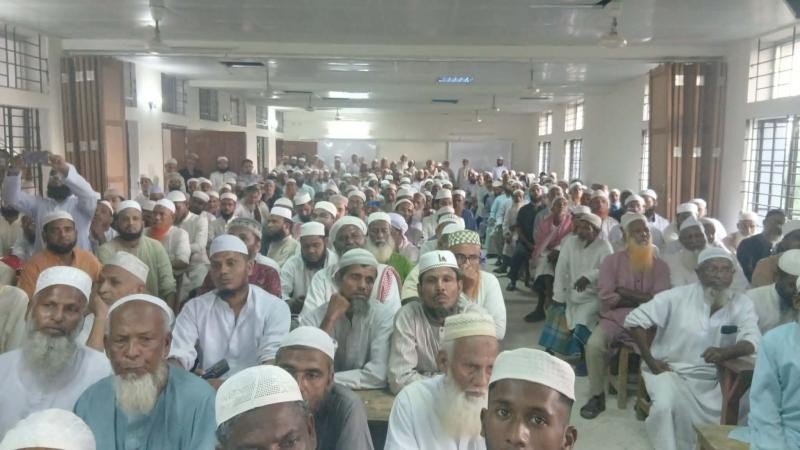নাগরপুরে ইমাম মুয়াজ্জিনদের সাথে মতবিনিময়ে এমপি লাভলু
