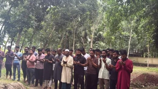 শহীদ সাগরের কবর জিয়ারত করলেন ছাত্রদল নেতা সজীব রাজা