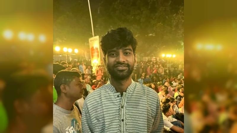 ছাত্র ইউনিয়ন থেকে পদত্যাগ করলেন মেঘমল্লার বসু