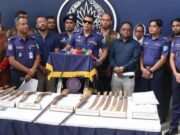 চট্টগ্রামে দুর্গম পাহাড় থেকে ৪ আগ্নেয়াস্ত্র ও বিপুল দেশীয় অস্ত্রসহ গ্রেপ্তার ২