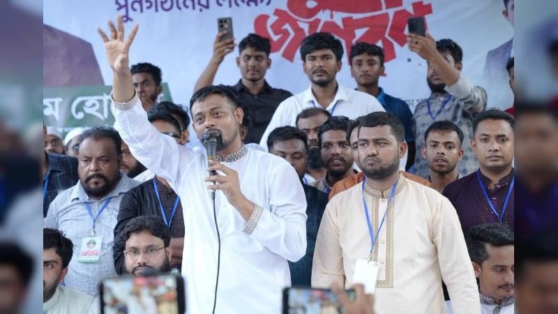 ‘ফজু পাগলা’ থেকে কিশোরগঞ্জবাসীকে উদ্ধার করেন’- প্রধানমন্ত্রীকে পাটওয়ারী