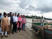 ঈশ্বরগঞ্জে মোবাইল কোর্টে জব্দকৃত বালুভর্তি ট্রলার ছিনতাই